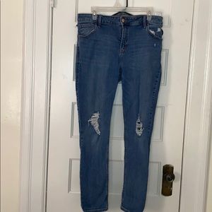 Old Navy Rockstar ripped jeans